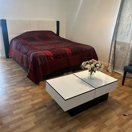 Apartment Starboy